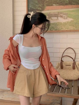 白色