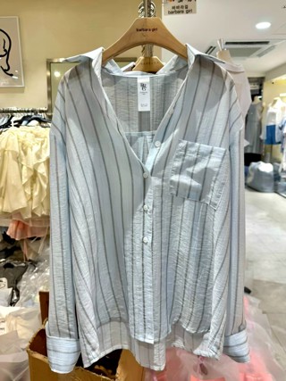 蓝色