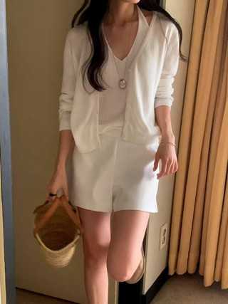 白色