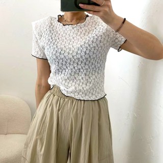 白色