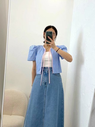 蓝色