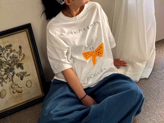 白色