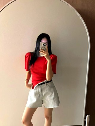 红色