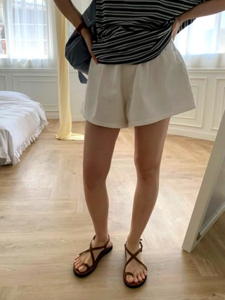白色