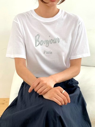 白色