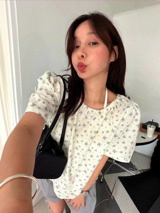 白色