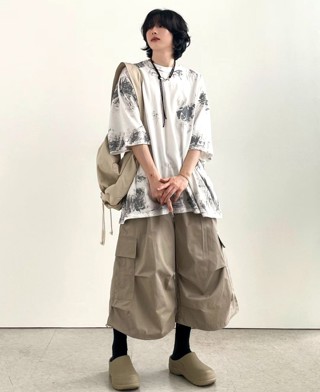 白色