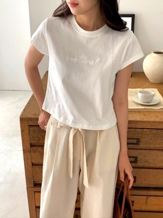白色