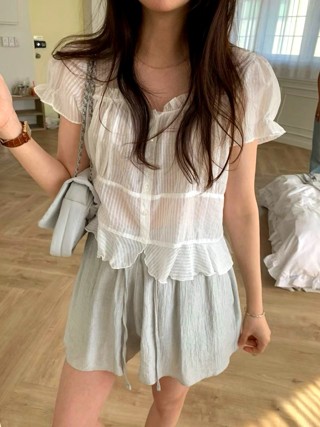 白色