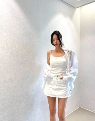 白色