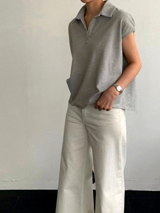 灰色