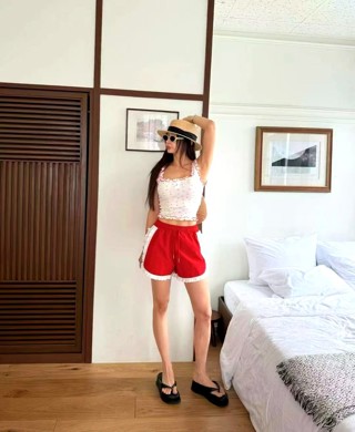 白色