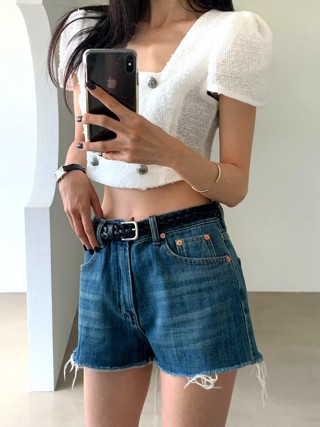 蓝色
