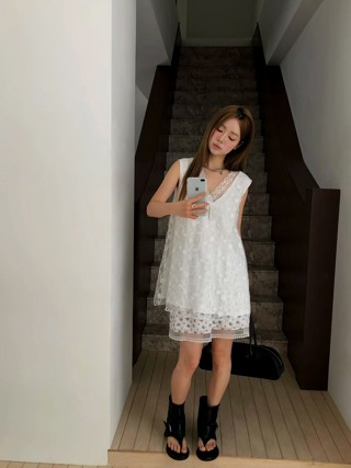 白色