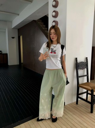 白色