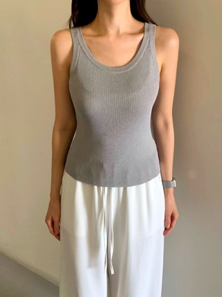 灰色