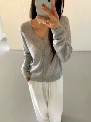 灰色