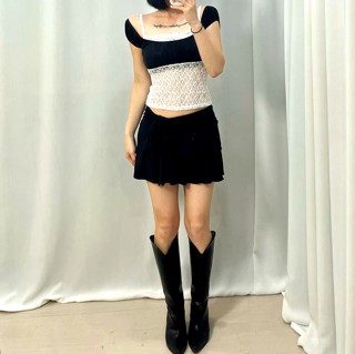 黑色