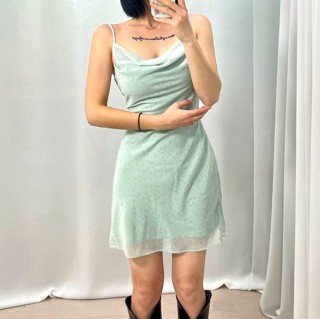 绿色