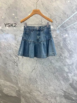 蓝色
