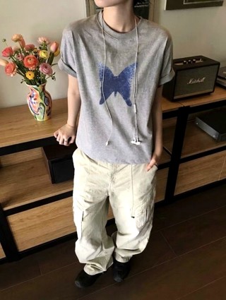 白色