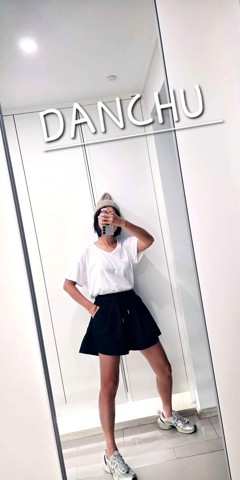 白色