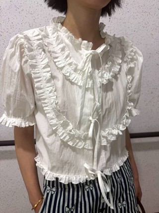 白色