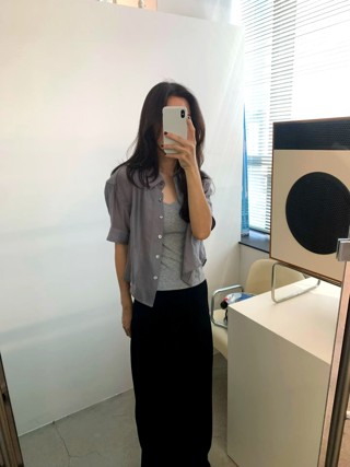 灰色