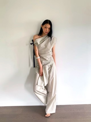 米色