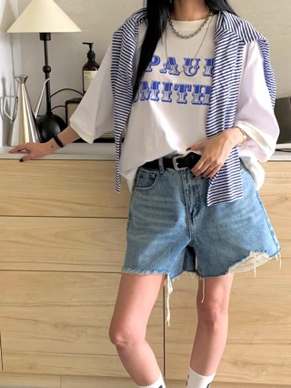 白色