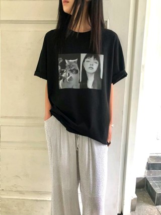 黑色