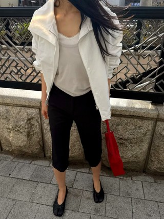 白色