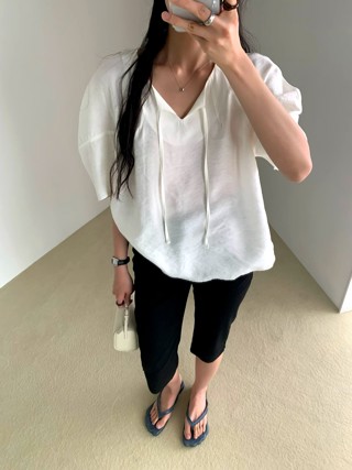 白色