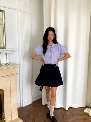 深蓝色