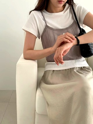 白色