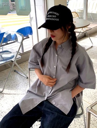 蓝色