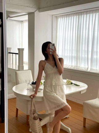 白色