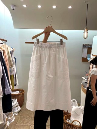 白色