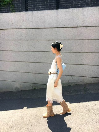 白色