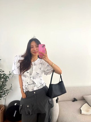 白色