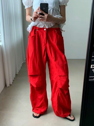 红色