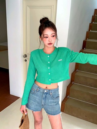 绿色