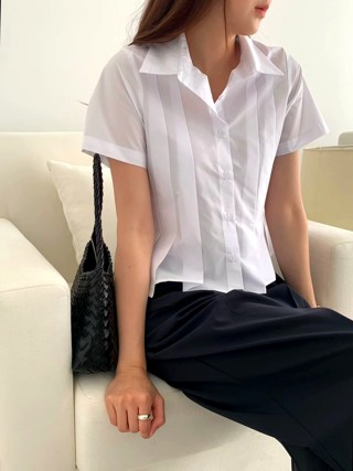 白色