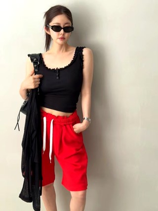 红色