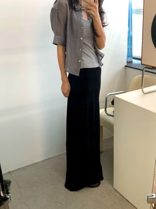 灰色