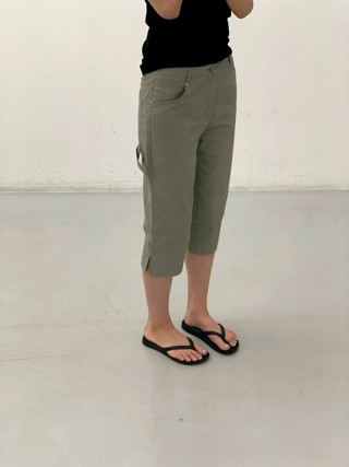 灰色