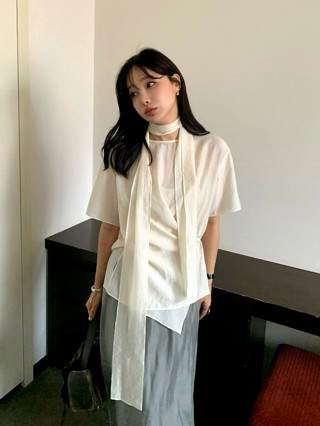 白色