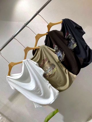 白色