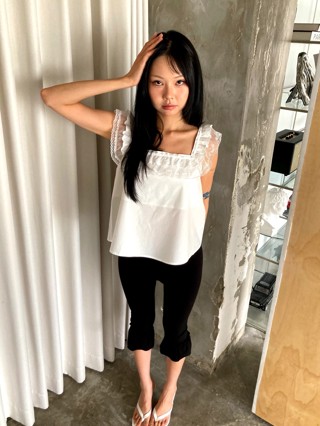 白色