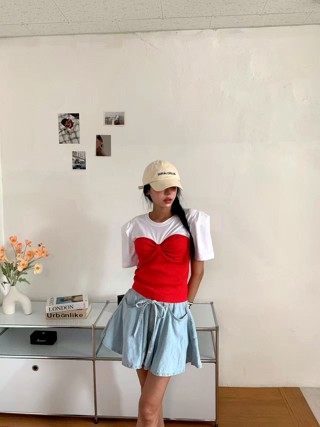 红色